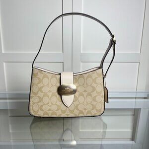 Coach Women's Underarm Bag